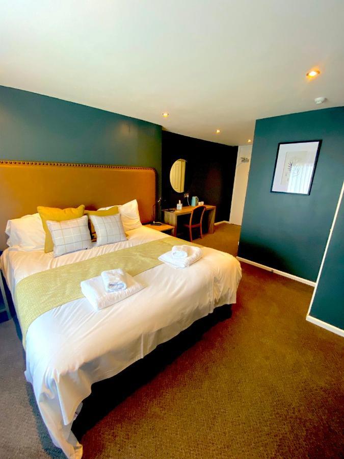 Bells Hotel โคลฟอร์ด ภายนอก รูปภาพ